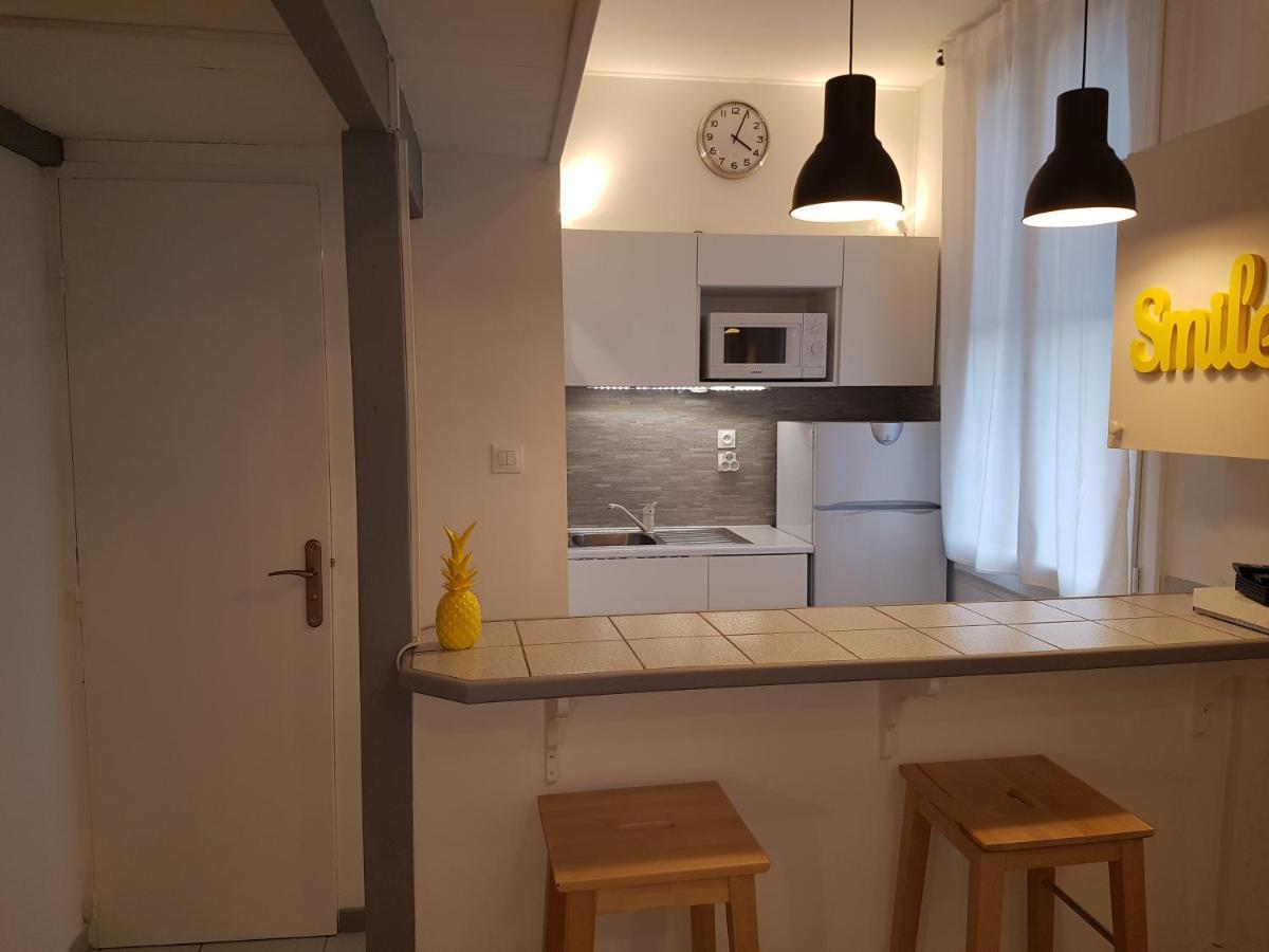 Charmant studio tout équipé au coeur d Avignone Esterno foto